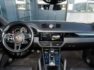 Porsche Cayenne Bild 14