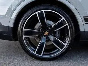 Porsche Cayenne Bild 19