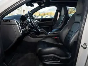 Porsche Cayenne Bild 10