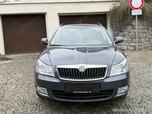 Skoda Octavia Kombi 1.6 Tdi  Bild 3