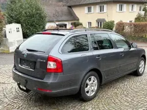 Skoda Octavia Kombi 1.6 Tdi  Bild 4