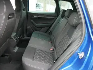 Skoda Karoq Sportline 2,0 TDI DSG 4x4 *GARANTIE*AHK*NAVI*MA... Bild 8