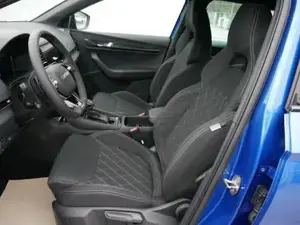 Skoda Karoq Sportline 2,0 TDI DSG 4x4 *GARANTIE*AHK*NAVI*MA... Bild 9