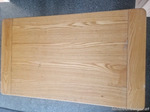 Couchtisch Kindertisch Holz Kiefer lackiert  Bild 2