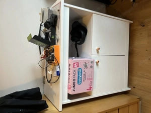 Wickelkommode zu verschenken Bild 1