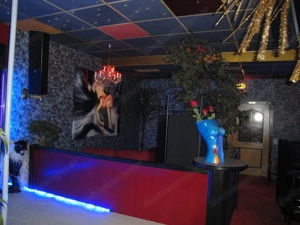 Damen in Erotic-Bar zur Unterhaltung ! Bild 3