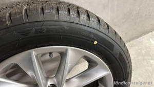 4x BMW x4 Winterreifen nagelnau RFT 245 50 18 100H  Bild 3