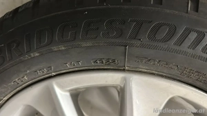 4x BMW x4 Winterreifen nagelnau RFT 245 50 18 100H  Bild 2