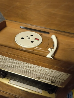 Alter Radio mit Plattenspieler "Marke Resonar" Bild 2