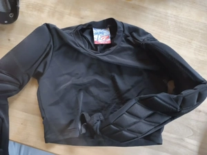 Spyder Protektorenjacke Junior, Größe M in Schwarz mit Reißverschluss