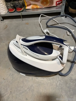 Dampfbügeleisen Bild 2
