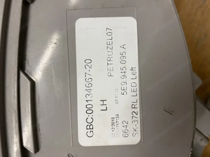 Skoda Octavia Rückleuchte  Bild 3