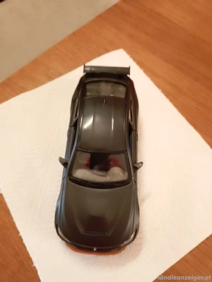 Modellauto BMW M4 GTS  Bild 3
