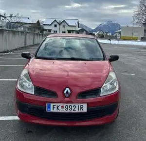 Renault Clio Bild 2