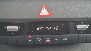 Mercedes-Benz  Bild 18