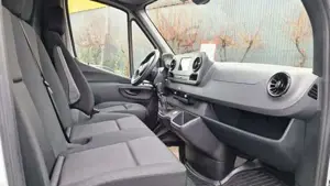 Mercedes-Benz  Bild 10