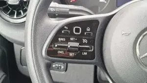 Mercedes-Benz  Bild 16