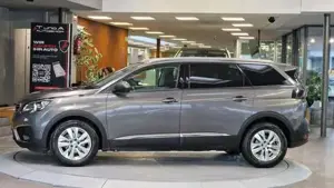 Peugeot 5008 Bild 6