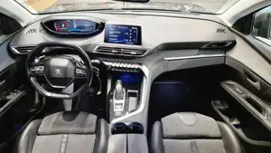 Peugeot 5008 Bild 14