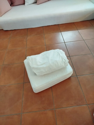 behelfsmäßige "Couch" mit Couchsessel für Partyraum zu verschenken Bild 6