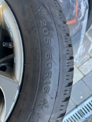 Dunlop Winter Sport 5 205 60 16 Bild 2