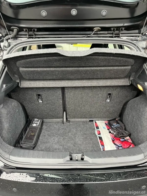 Liebevoll gepflegter Nissan Micra - nur 28.659 km! Bild 6