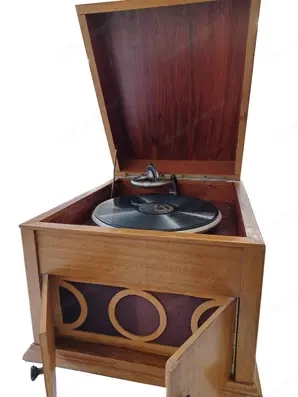 Grammophon Bild 2