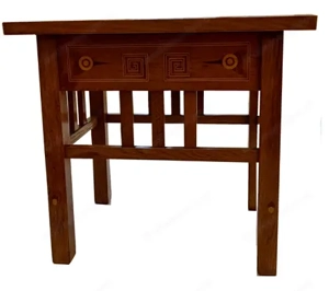 Antiker Beistelltisch