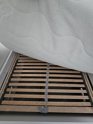 Hochwertiges Jugendbett mit ausziehbarem Gästebett  Bild 5