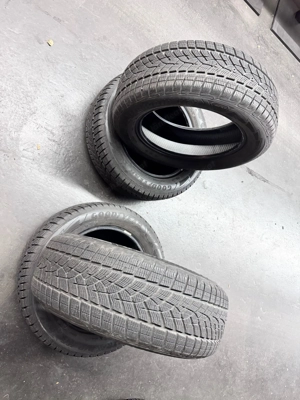 4x Goodyear Ultragrip SUV 225 60 17 103T Winterreifen Top Zustand  Bild 5