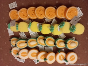 Nagelneue Badeschwämme pro Stück 1,-