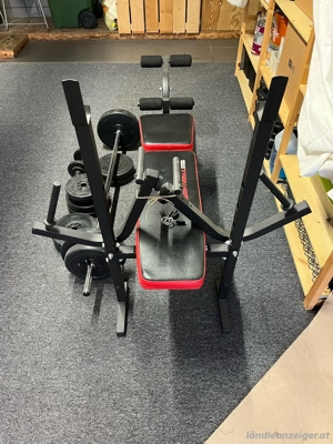 Hantelbank mit Zubehör Bild 3