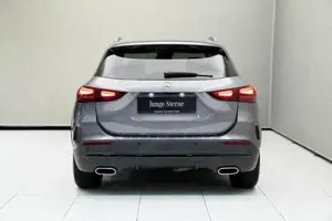 Mercedes-Benz GLA 200 Bild 10