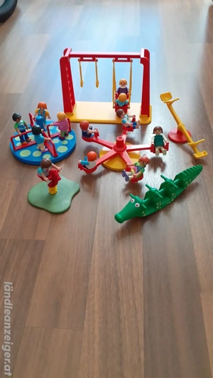 Playmobil Kinderspielplatz komplett um 40   zu verkaufen