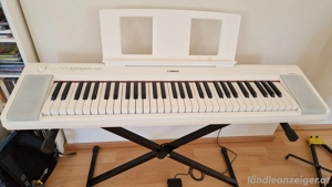 Fast neu: Yamaha NP-15 Piaggero Bild 3