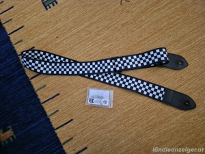 Akustikgitarre Harley Benton   wie neu, frisch besaitet, inkl. Zubehörset Bild 4