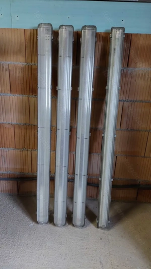 Feuchtraumleuchten zu verkaufen Bild 2