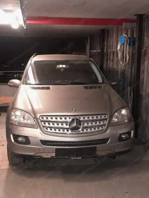 Mercedens benz ML 280 Baujahr 2008 Bild 3