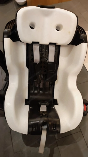 Britax Römer Dualfix M i-Size Kindersitz Bild 3