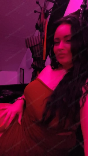 Kasandra - dein Erotikrausch Bild 2