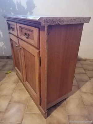Kommode mit Fächern und Schubladen Bild 2