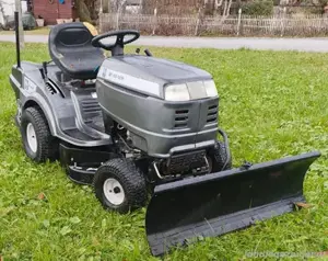 Rasentraktor Bild 2