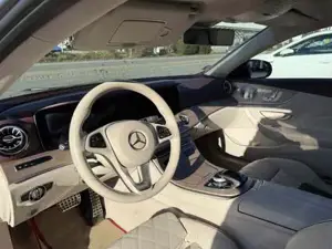 Mercedes-Benz E-Klasse Bild 10