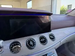 Mercedes-Benz E-Klasse Bild 17