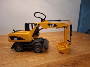 Bruder Cat Bagger Bild 2