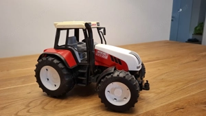Bruder Steyr CVT 170 Traktor Bild 2