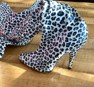 High Heels Größe 40 41 Neuwertig Bild 3