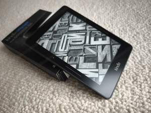 Kindle Voyage + Originalverpackung + Hülle + Displayschutz Bild 2