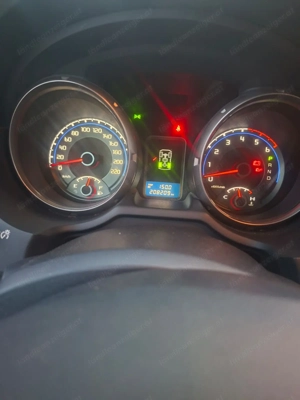 Mitsubishi Pajero V80  Bild 6