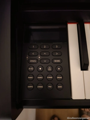 Klavier E-Piano Bild 4